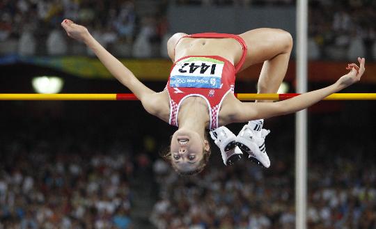 平台-韩国选手夺得跳高比赛银牌！