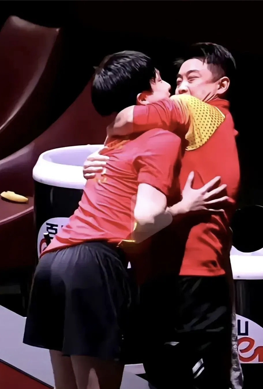 体育app-包含英国乒乓球队轻取韩国乒乓球队，王皓完成帽子戏法的词条